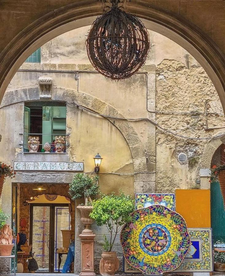 Guest House Al Viale Caltagirone Bagian luar foto