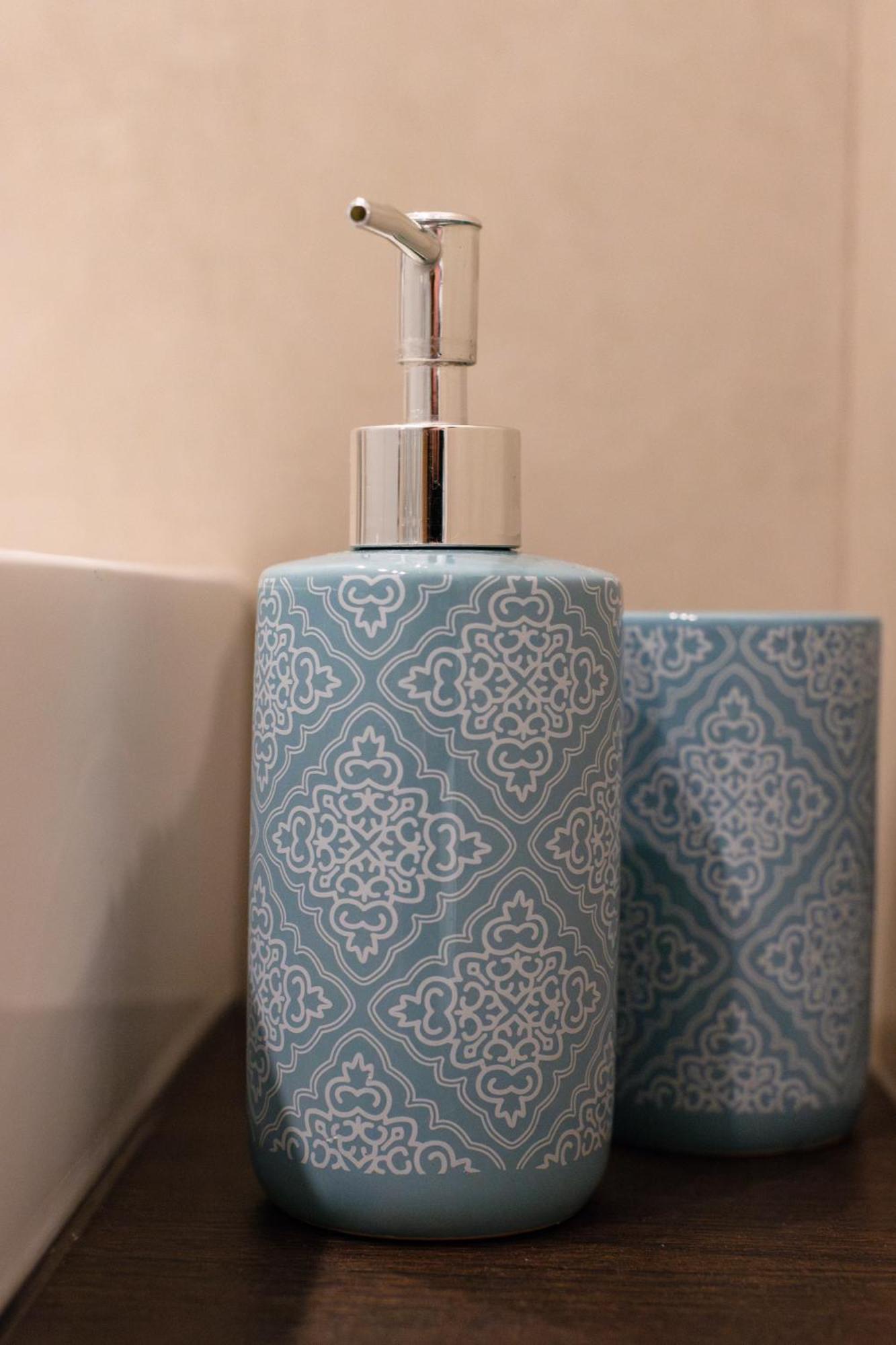 Guest House Al Viale Caltagirone Bagian luar foto