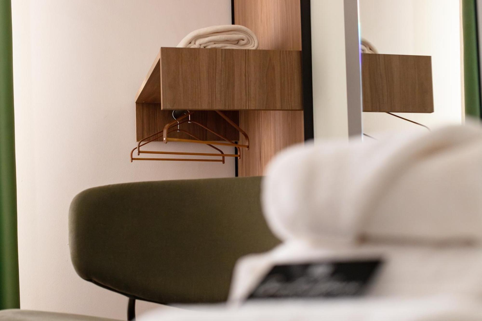Guest House Al Viale Caltagirone Bagian luar foto
