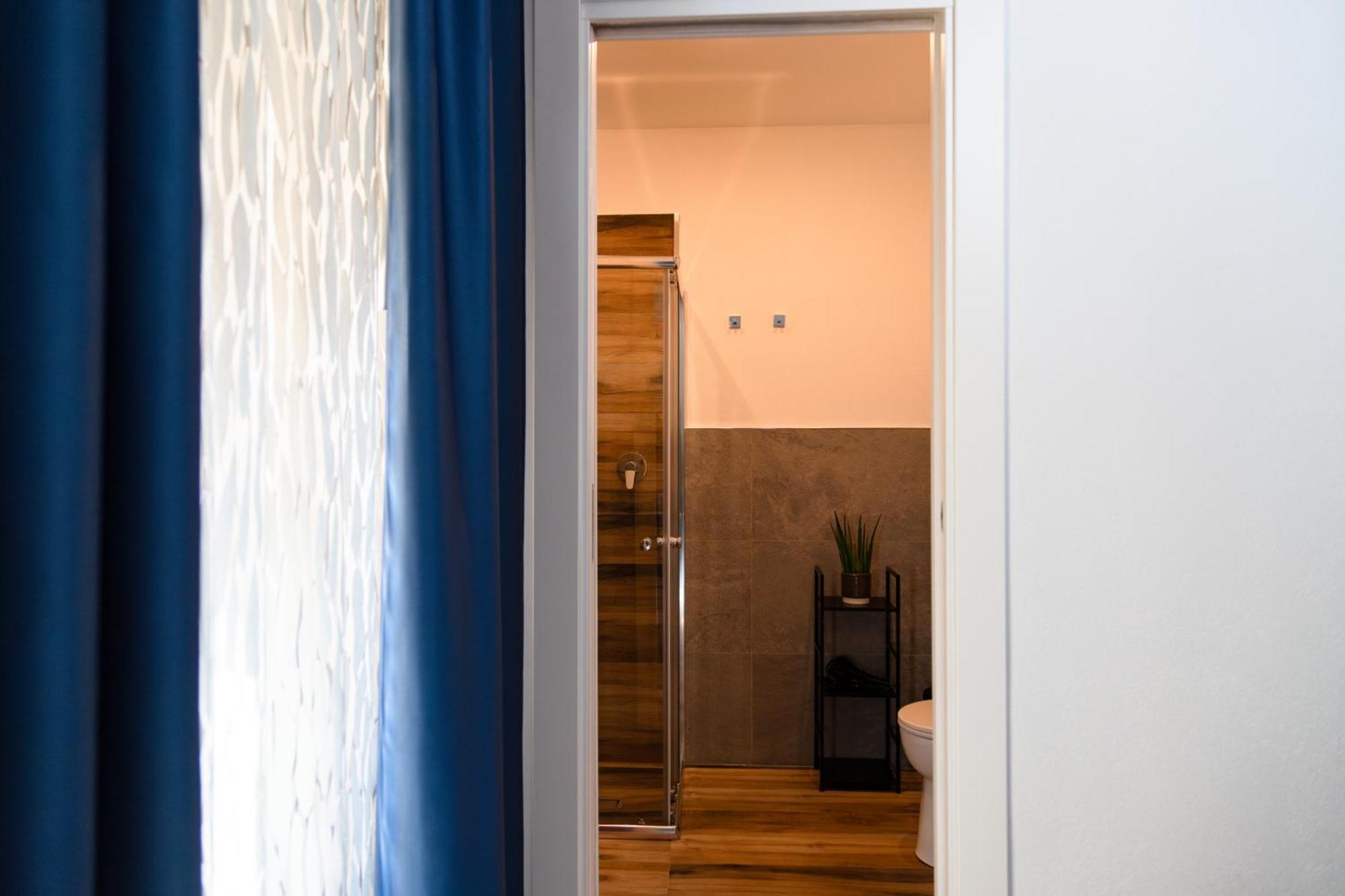Guest House Al Viale Caltagirone Bagian luar foto